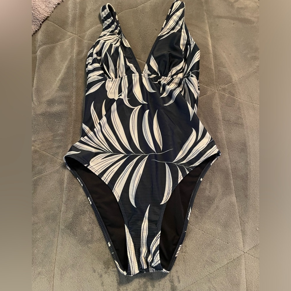 Cupshe one piece swimsuit